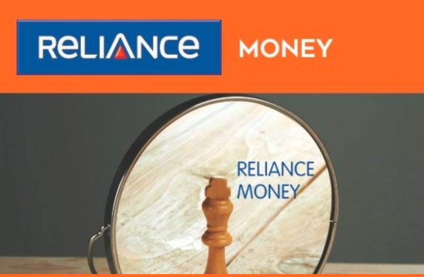 Sebi fines Reliance Commercial Finance