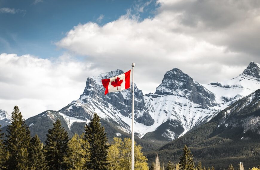 Why Waiting to Use Your RRSP Might Be Costing You Thousands